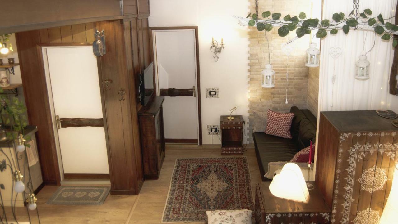 Villa Luna Lombarda ซาโล ภายนอก รูปภาพ